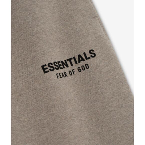 Essentials Fear of God classic sweatpants, dark oatmeal, size L, new with tags - Picture 3 of 4